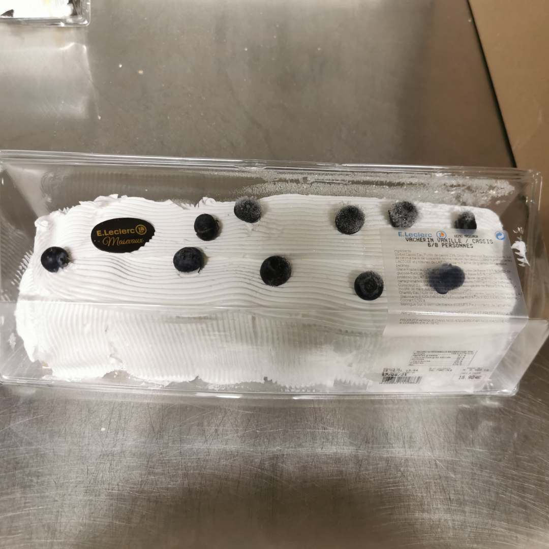 Vacherin glace Fabriqué Dans Nos Ateliers : photo 2 sur 2 du produit rappelé le 30/07/2021