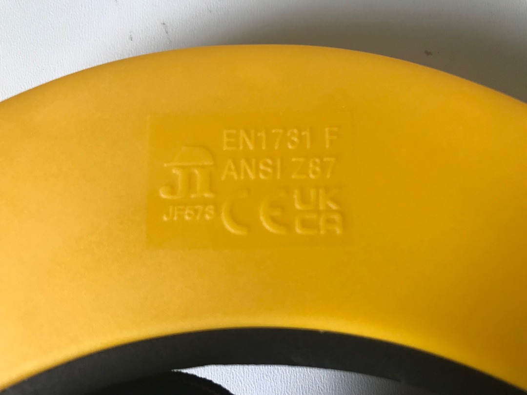 Visière de protection grillagée Ozaki : photo 3 sur 3 du produit rappelé le 17/10/2025